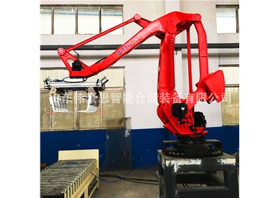 花生粕自動(dòng)碼垛機(jī)械手 全自動(dòng)碼垛設(shè)備工作現(xiàn)場